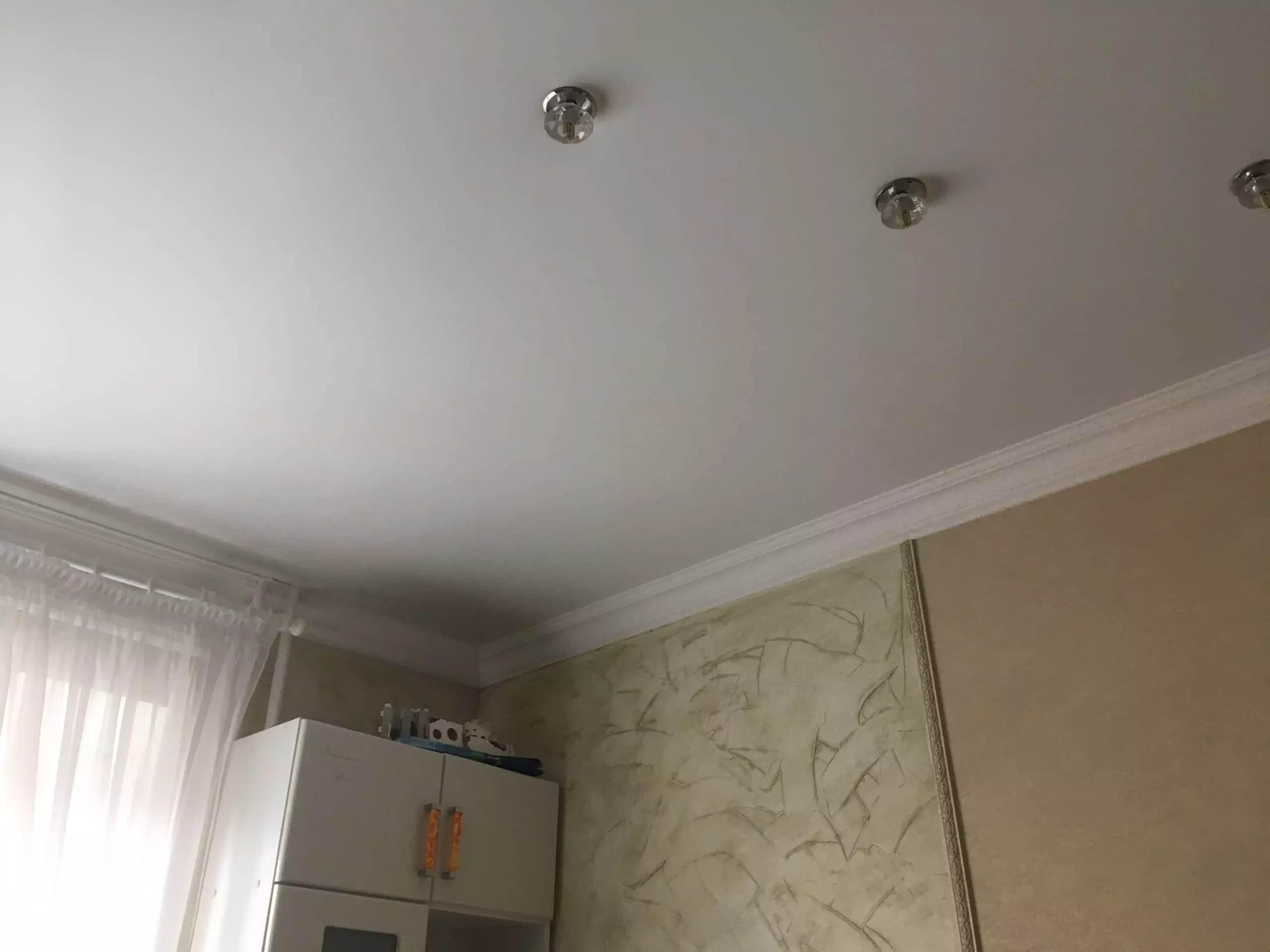 Матовый натяжной потолок в квартиру, фото 3